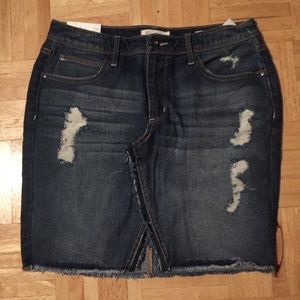 Denim skirt with destruction